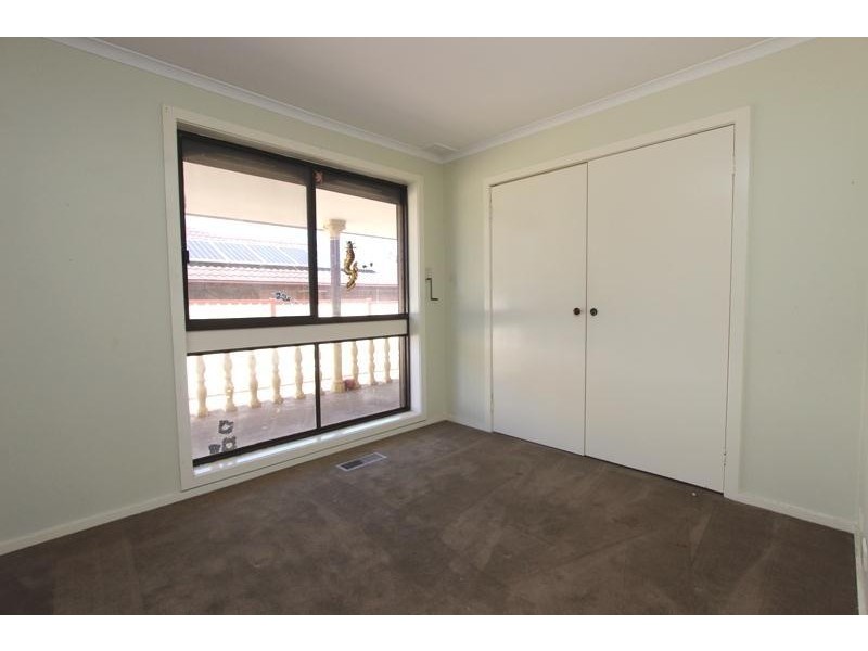 27 Opie Road, Deer Park VIC 3023