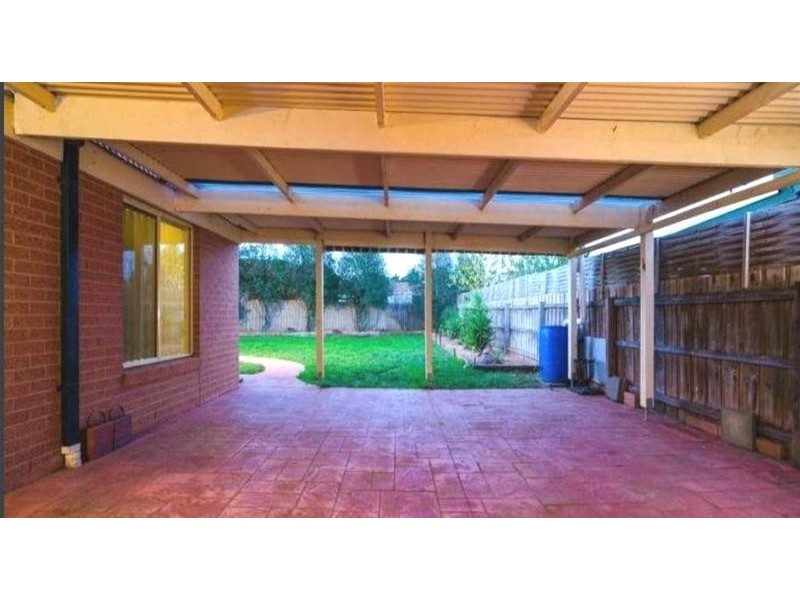 2 Sandleford Way, Hoppers Crossing VIC 3029