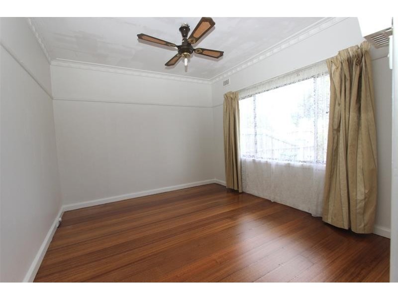 14 Eastcote Street, Sunshine North VIC 3020