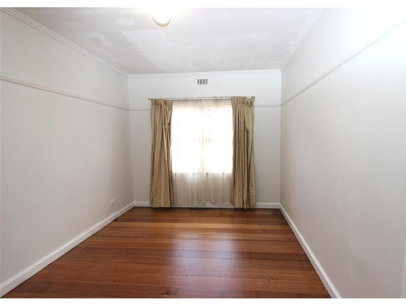 14 Eastcote Street, Sunshine North VIC 3020