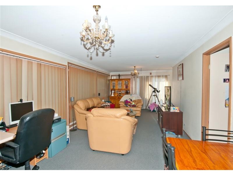 2/4 Avocet Place, Hinchinbrook NSW 2168