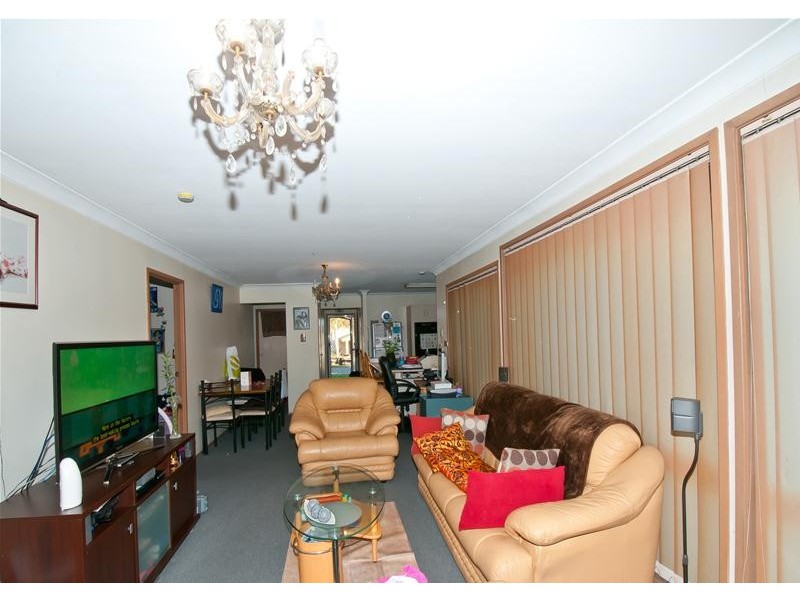 2/4 Avocet Place, Hinchinbrook NSW 2168