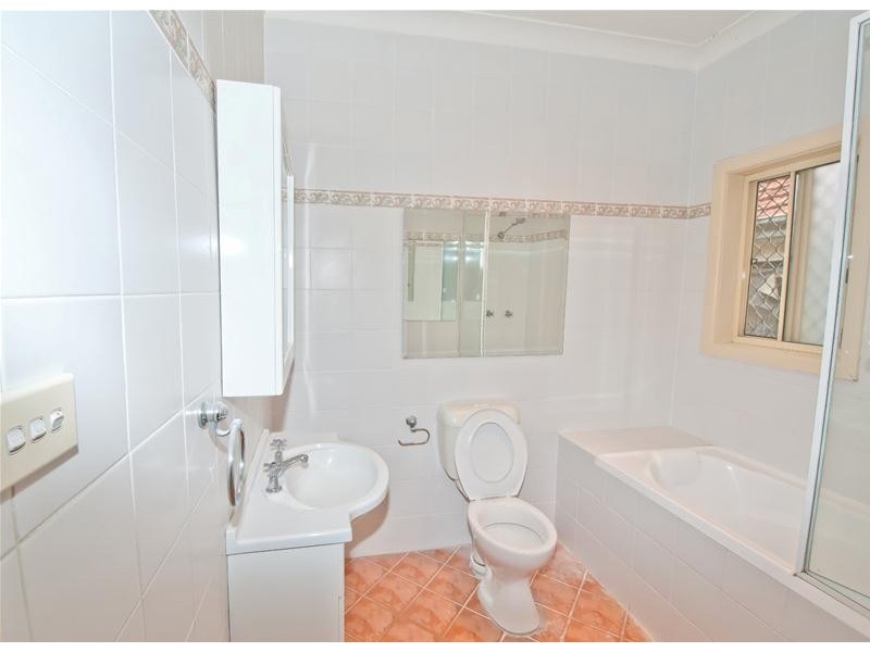 6 York Street, Condell Park NSW 2200