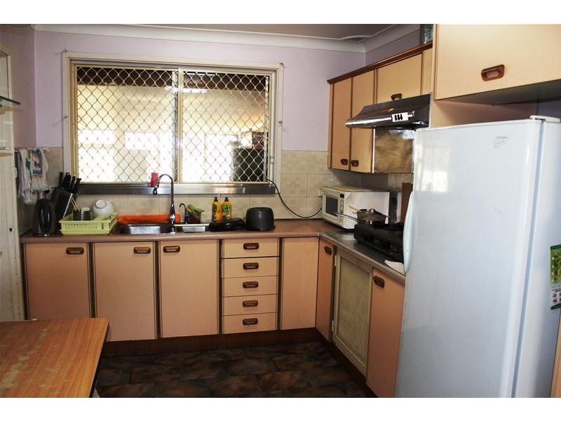 106  Charles Street, Smithfield NSW 2164