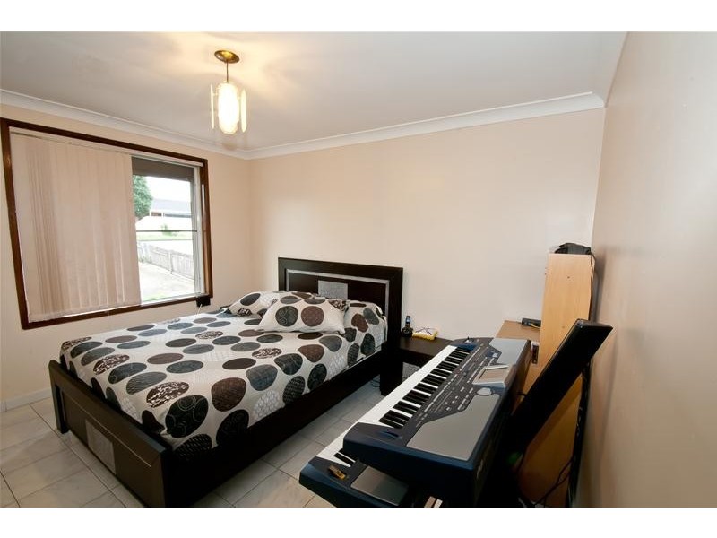 Greenfield Park NSW 2176