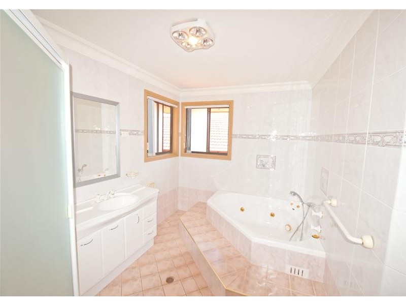 25 Orleans Circuit, Cecil Hills NSW 2171