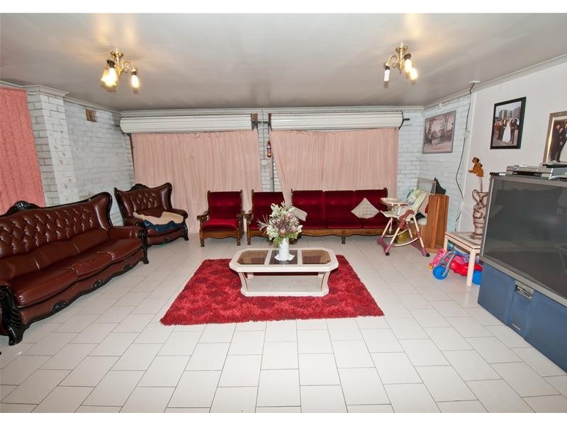 Fairfield West NSW 2165