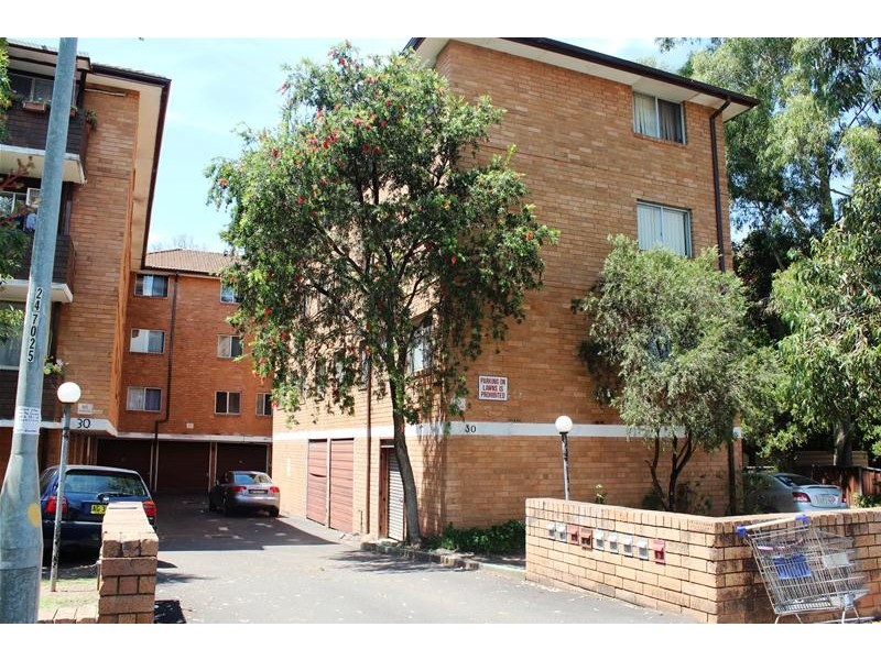 16/30 Goulburn Street, Liverpool NSW 2170