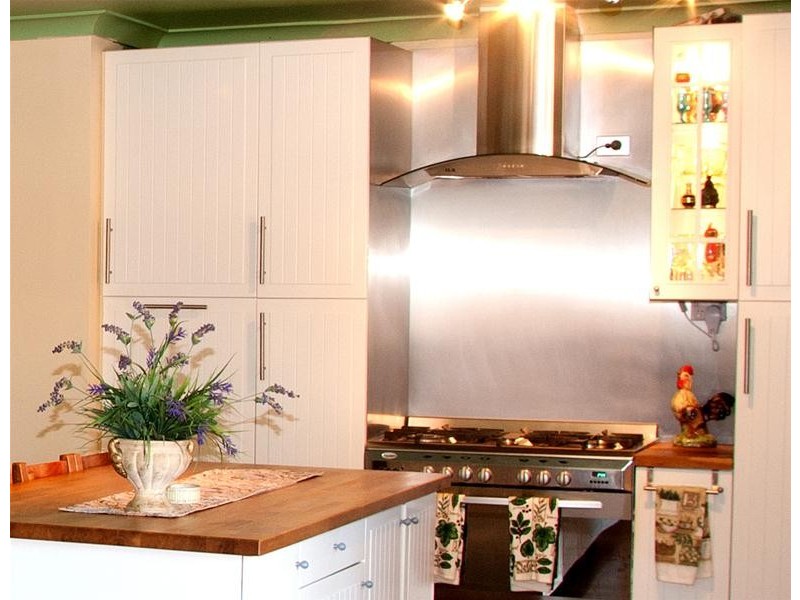 10 Angledool Avenue, Hinchinbrook NSW 2168