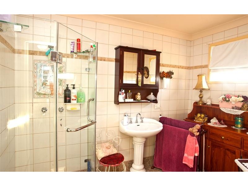 10 Angledool Avenue, Hinchinbrook NSW 2168