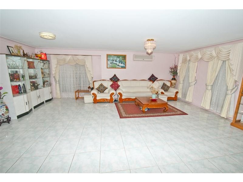 2 Rowany Close, Bonnyrigg NSW 2177