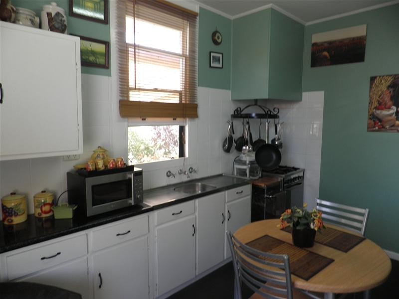 11 Charles Street, Springton SA 5235