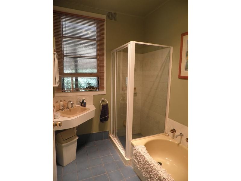 11 Charles Street, Springton SA 5235