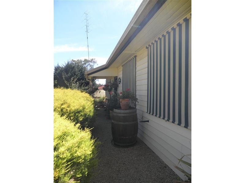 11 Charles Street, Springton SA 5235