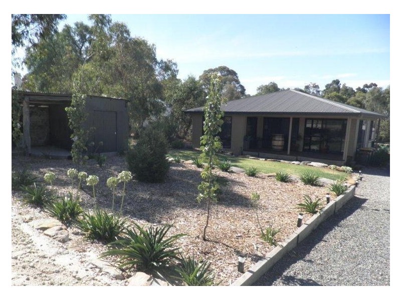 13 Hamilton Road, Springton SA 5235