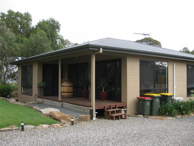 13 Hamilton Road, Springton SA 5235