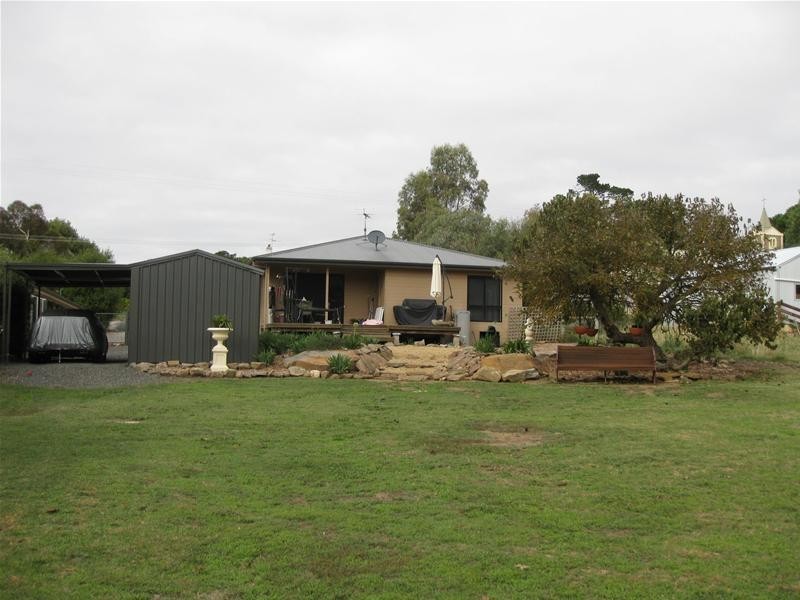 13 Hamilton Road, Springton SA 5235