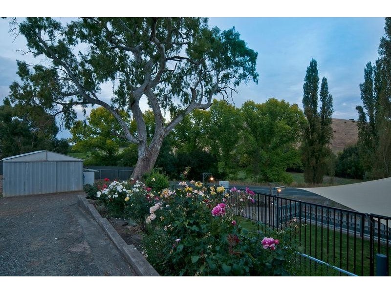 8 Kenton Terrace, Gumeracha SA 5233