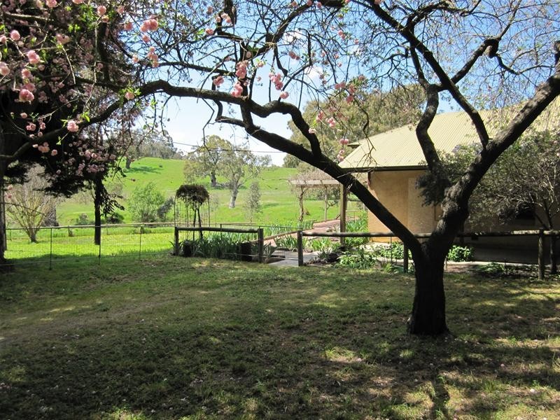 827 Torrens Valley Road, Birdwood SA 5234