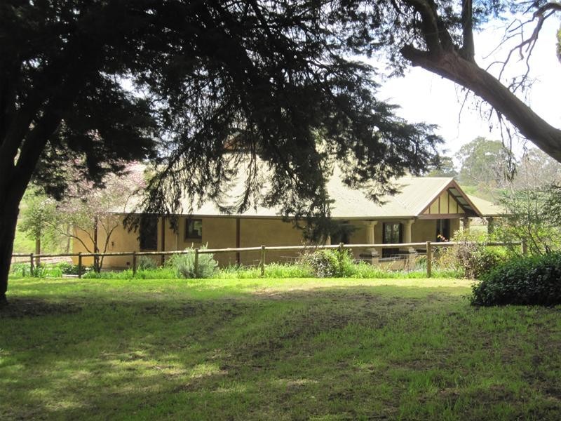 827 Torrens Valley Road, Birdwood SA 5234