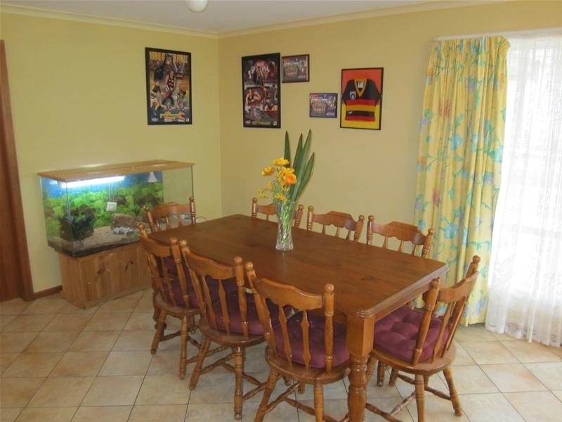 18 Mitchell Court, Williamstown SA 5351