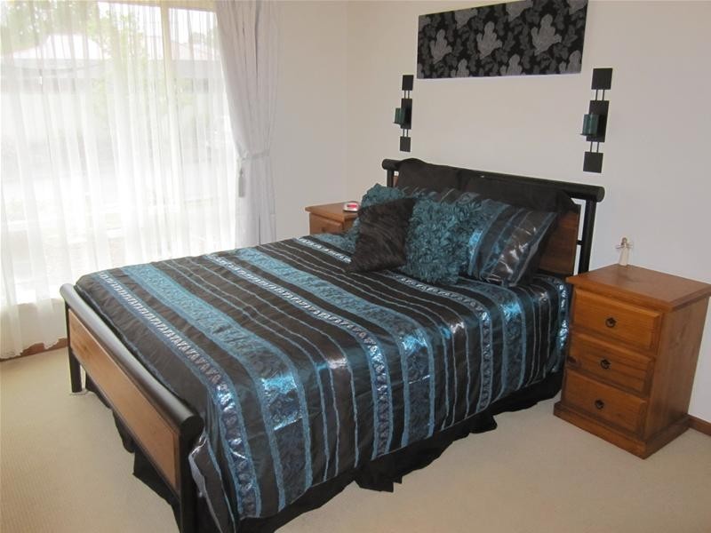 18 Mitchell Court, Williamstown SA 5351