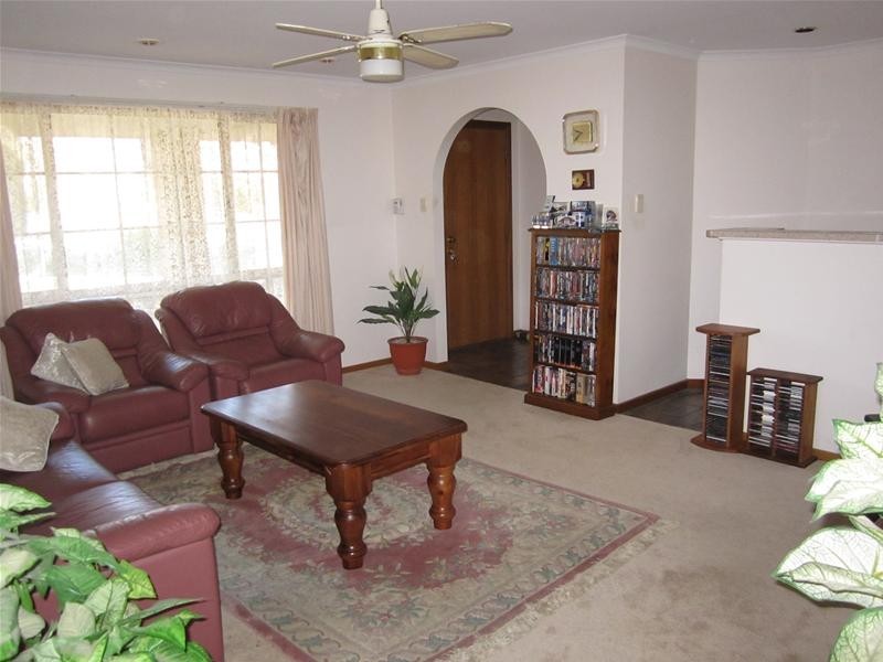 12 Theel Avenue, Birdwood SA 5234