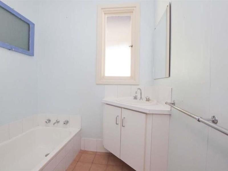 4 Spinifex Street, Kununurra WA 6743