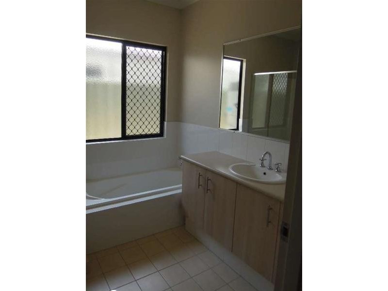 1/7 Greybox Crescent, Kununurra WA 6743