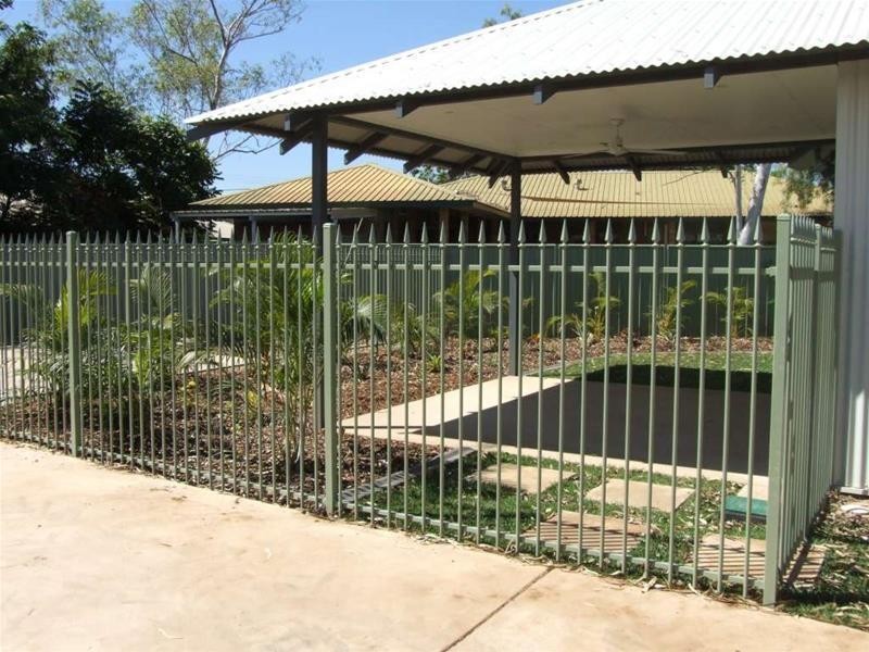 2/7 Greybox Cresent, Kununurra WA 6743