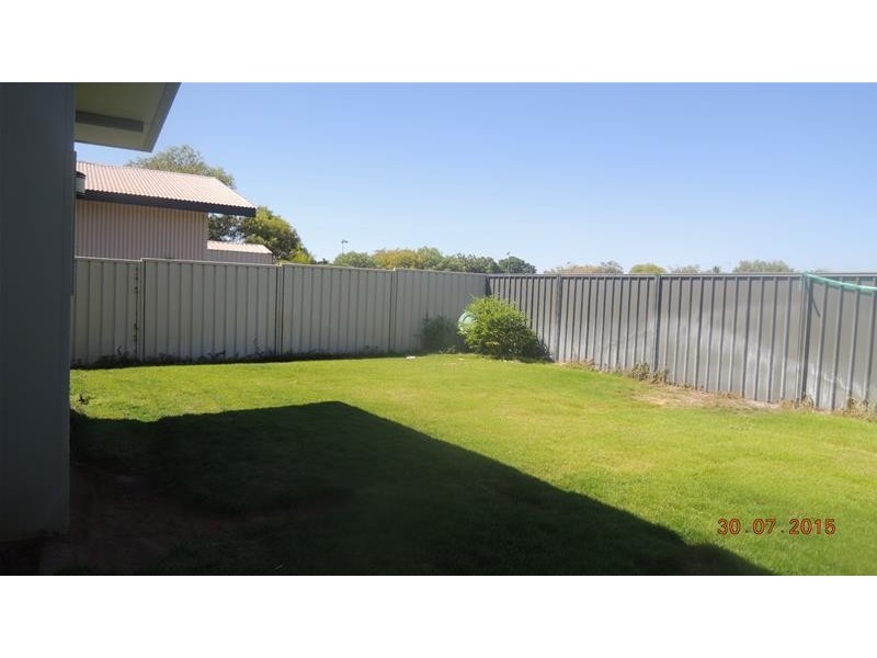 6 Bluegrass Avenue, Kununurra WA 6743