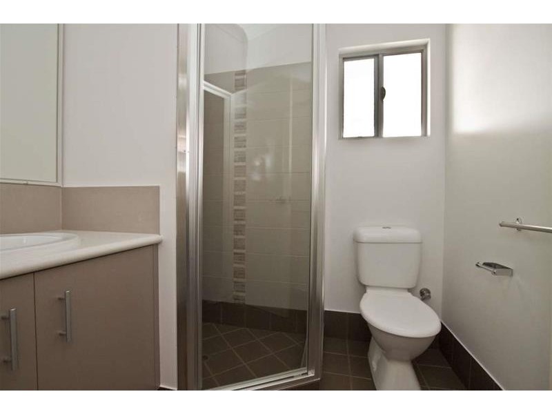 2/9 Silverbox Avenue, Kununurra WA 6743