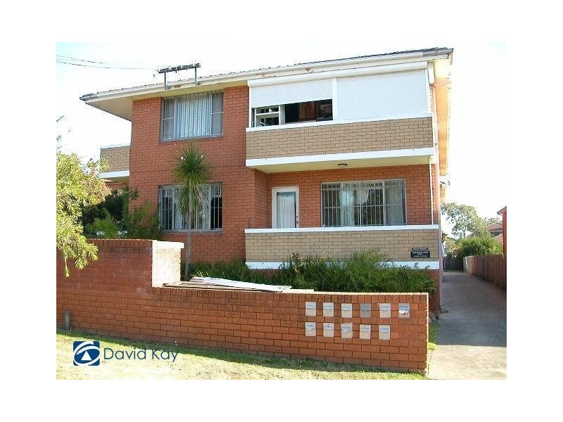 6/2 Boorea Avenue, Lakemba NSW 2195