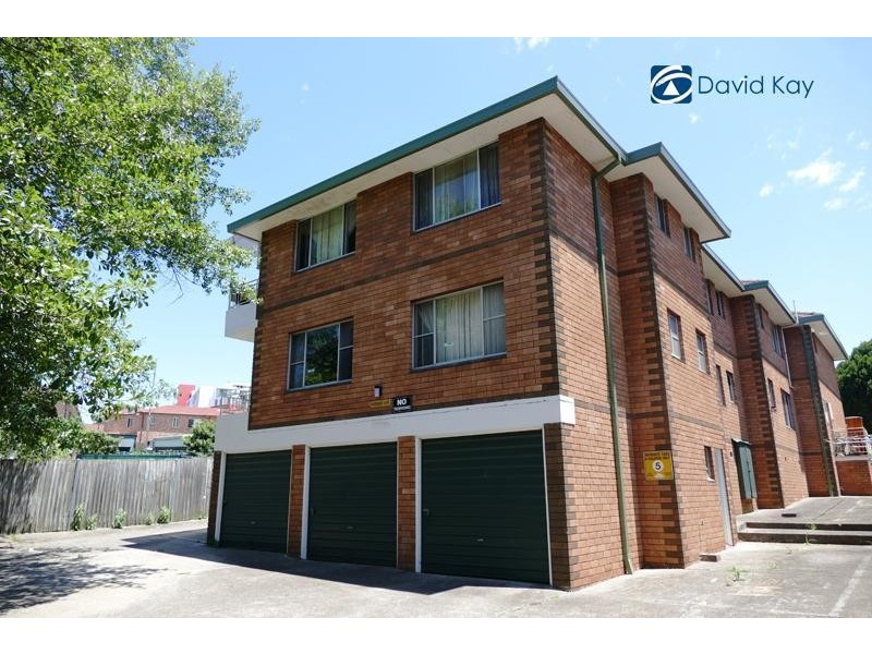 4/20a Unara Street, Campsie NSW 2194