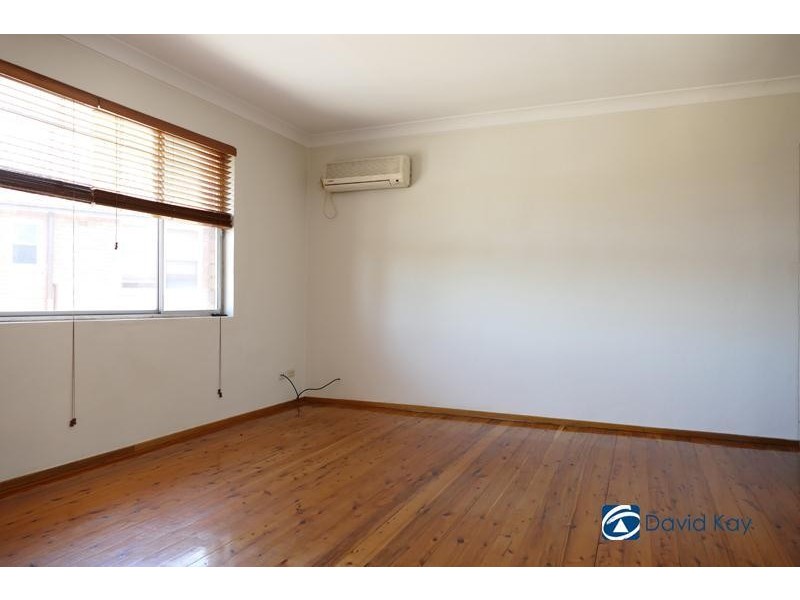 4/20a Unara Street, Campsie NSW 2194