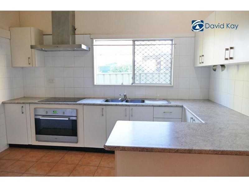 76 Canarys Road, Roselands NSW 2196