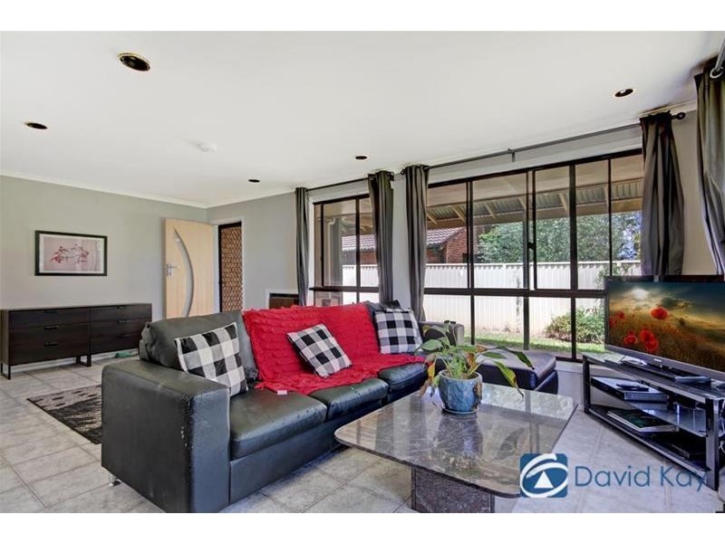 8 Caird Place, Seven Hills NSW 2147