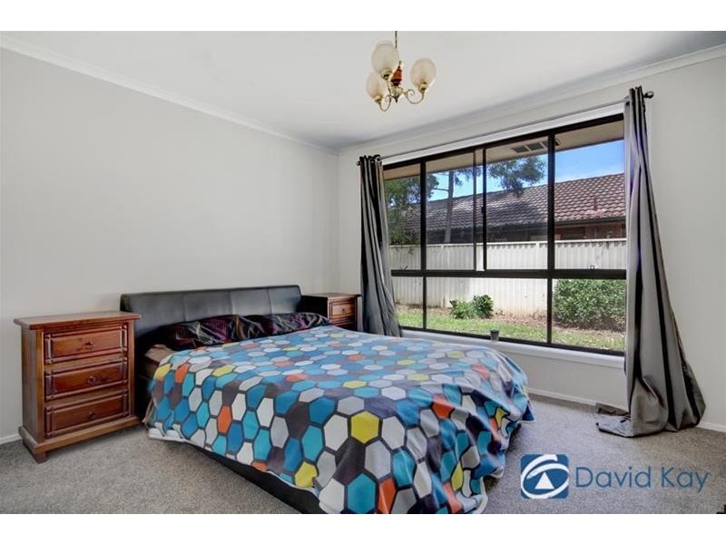 8 Caird Place, Seven Hills NSW 2147