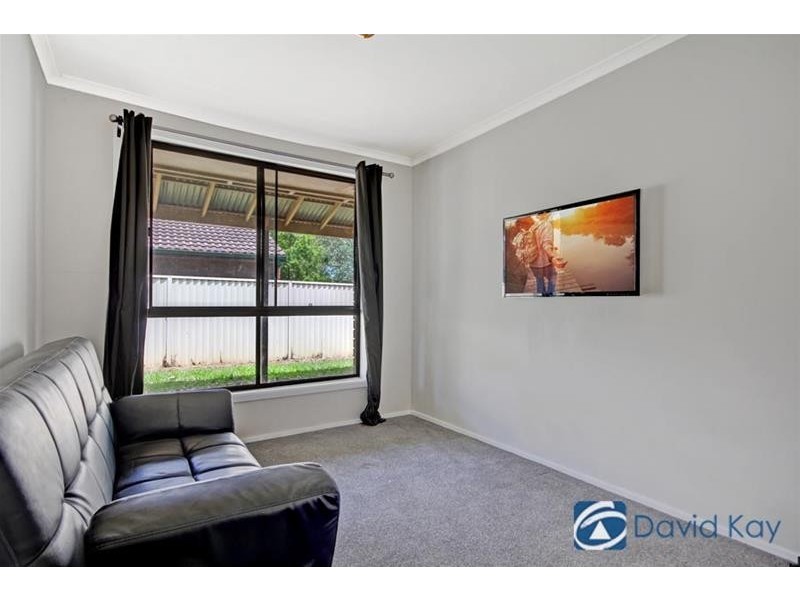 8 Caird Place, Seven Hills NSW 2147