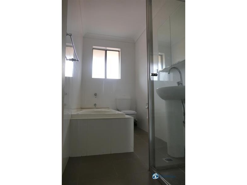 10/7 Myers Street, Roselands NSW 2196