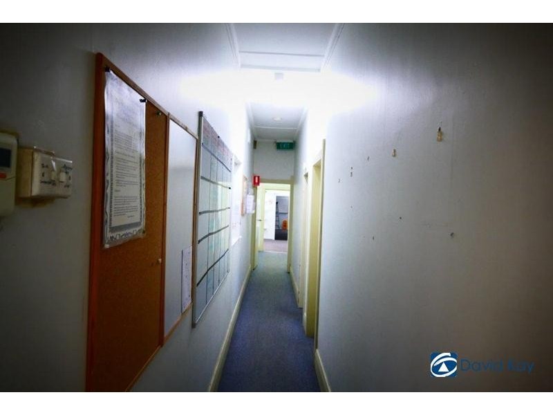 32 South Parade, Campsie NSW 2194