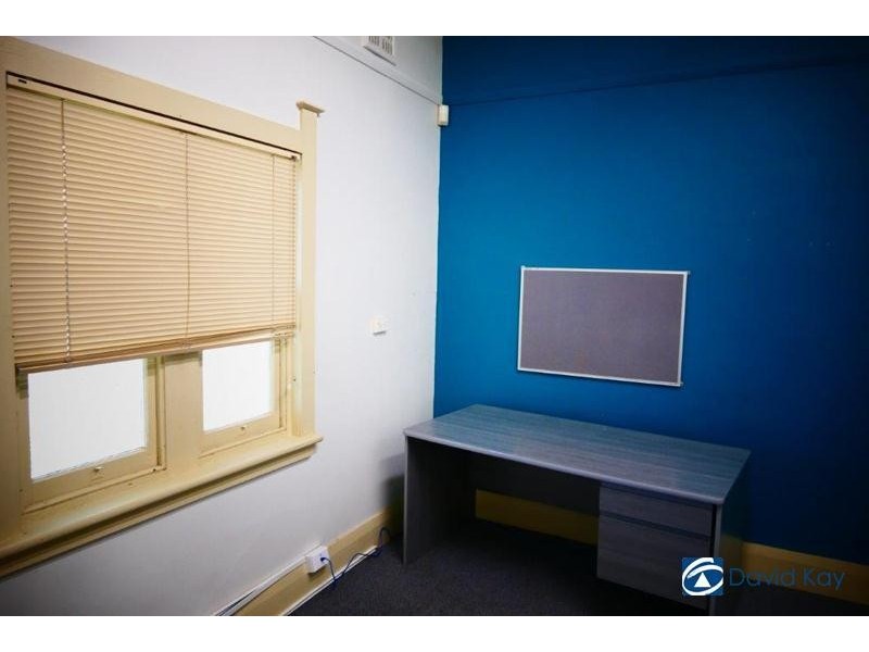 32 South Parade, Campsie NSW 2194