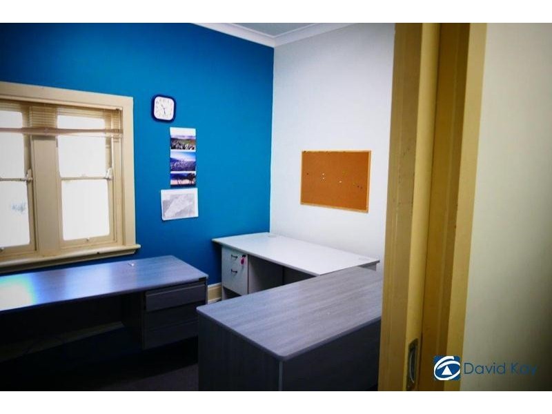 32 South Parade, Campsie NSW 2194