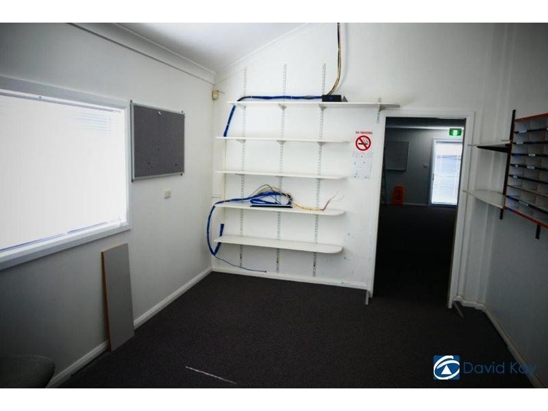 32 South Parade, Campsie NSW 2194