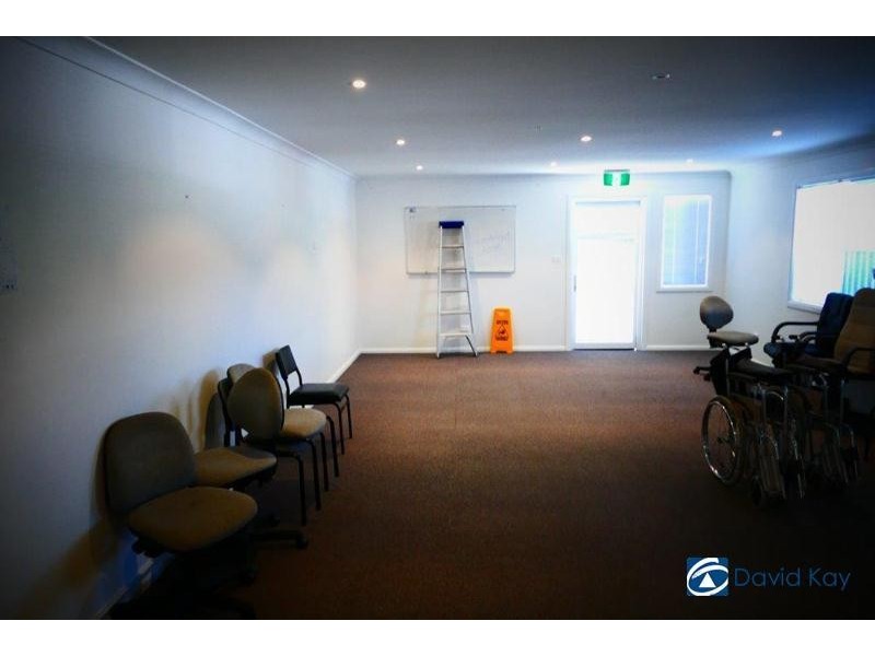 32 South Parade, Campsie NSW 2194