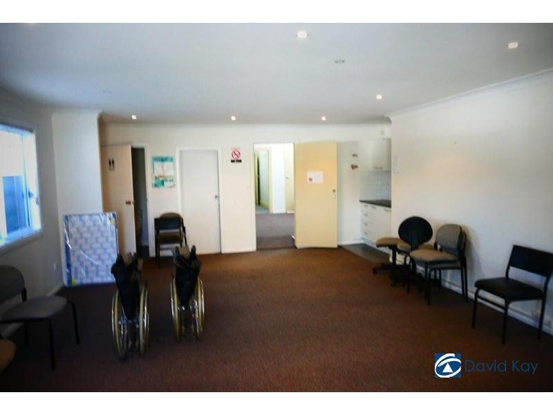 32 South Parade, Campsie NSW 2194