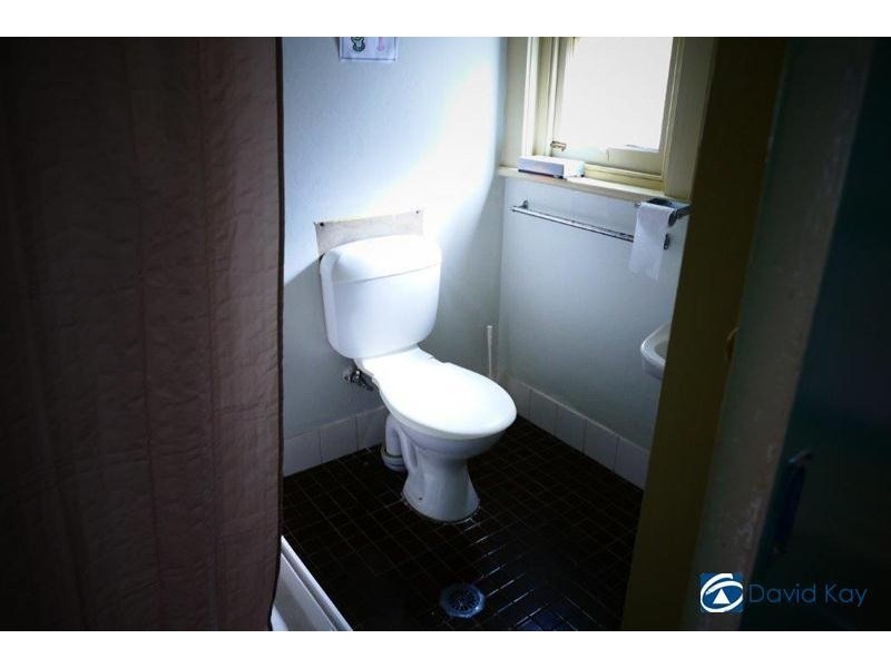 32 South Parade, Campsie NSW 2194