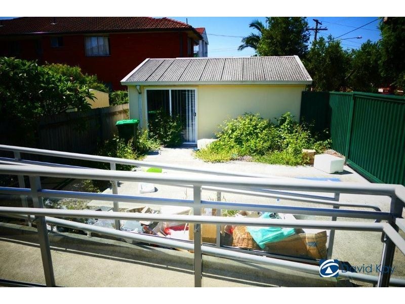 32 South Parade, Campsie NSW 2194