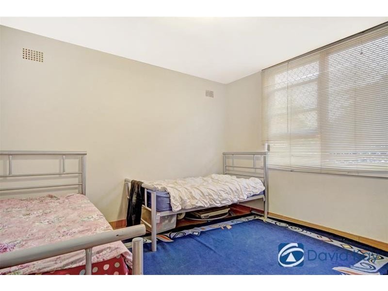 8/10 Renown Avenue, Wiley Park NSW 2195