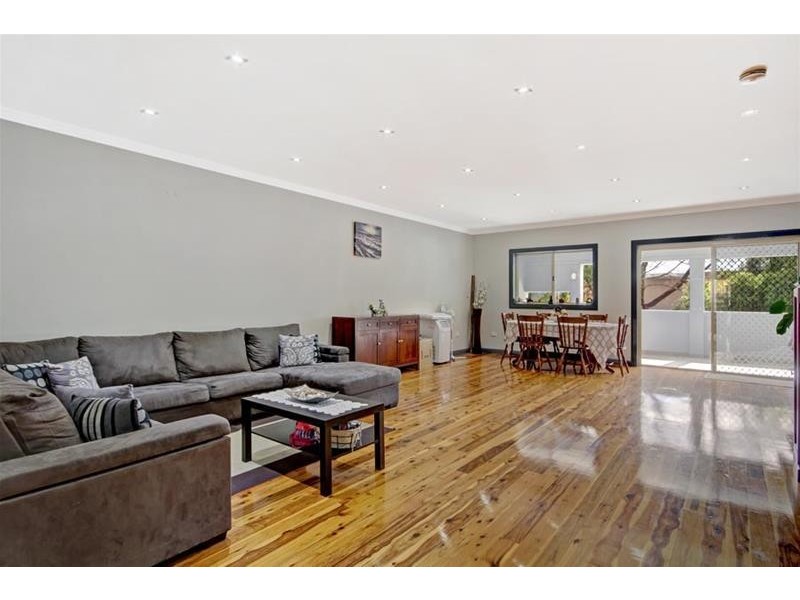 16 Chelmsford Avenue, Belmore NSW 2192